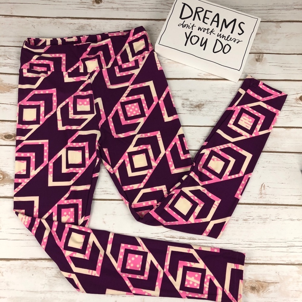 30 LuLaRoe Purple & Pink Geometric Leggings Size OS.
